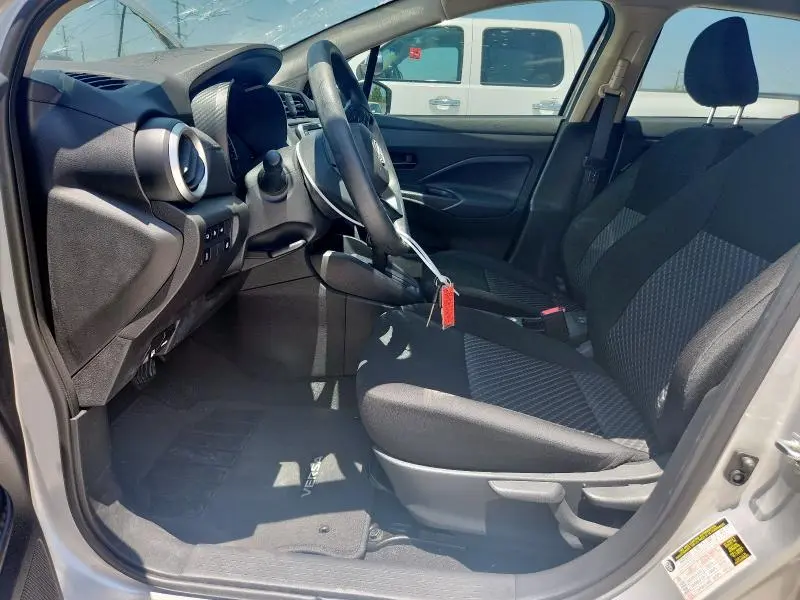 2024 NISSAN VERSA S  