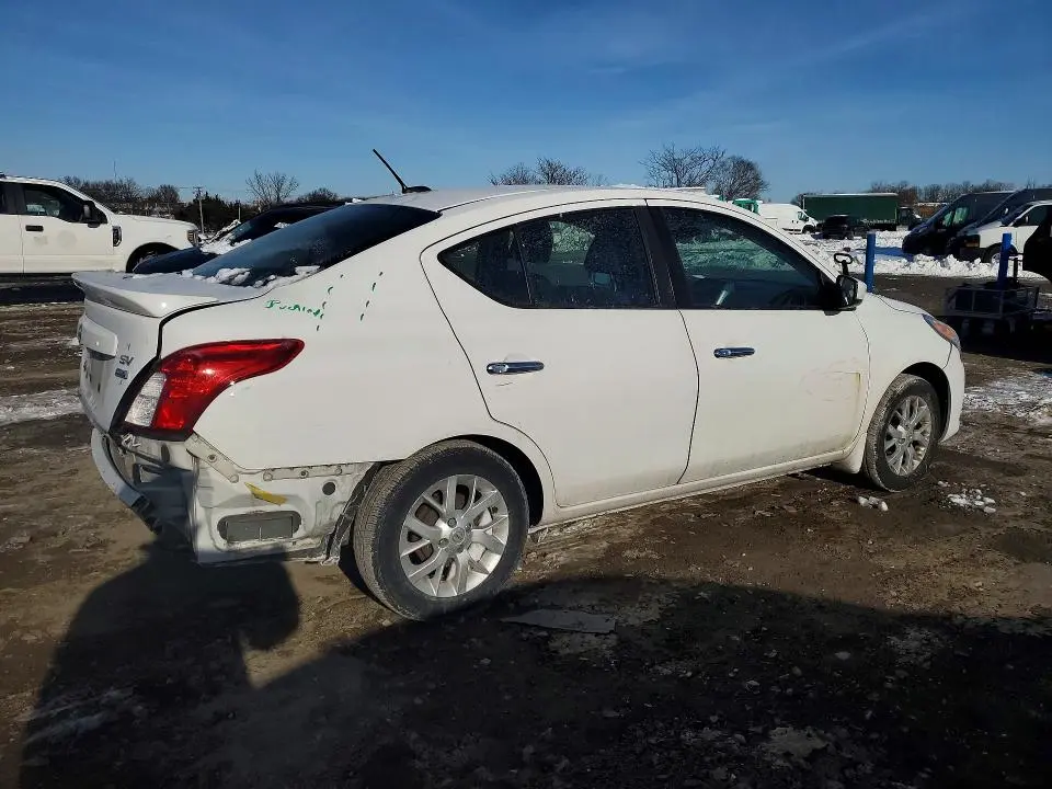 2017 NISSAN VERSA S  