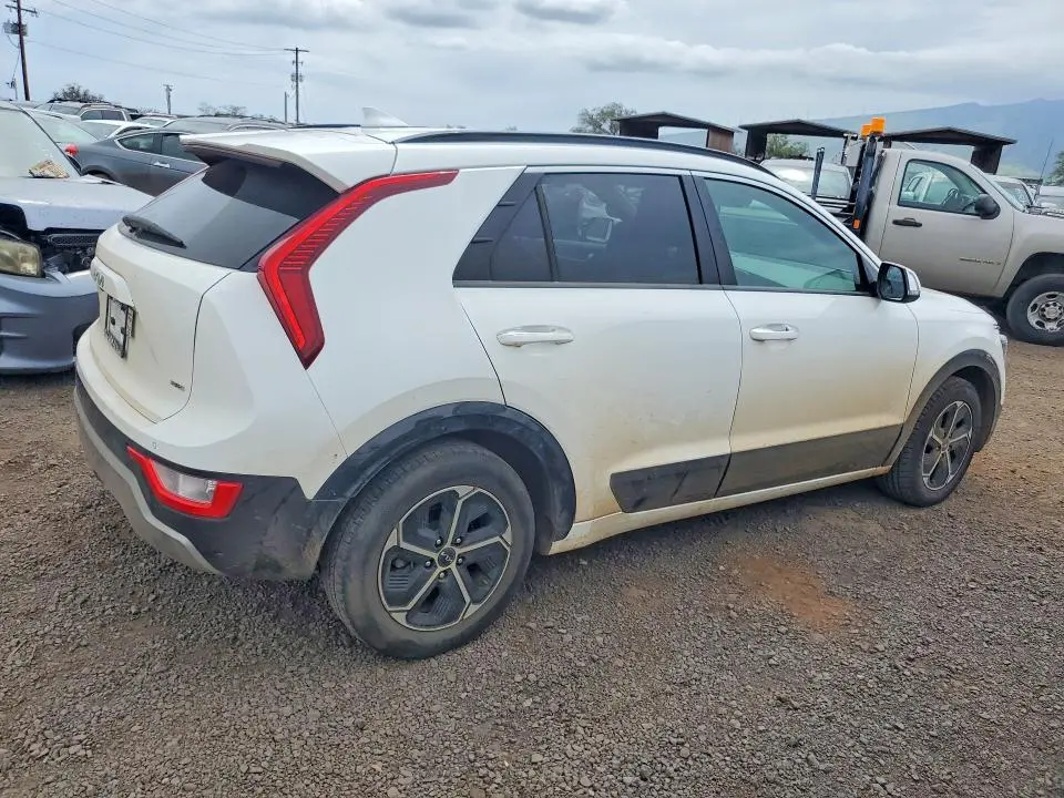 2024 KIA NIRO SX  
