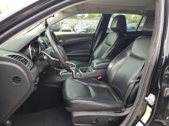 2016 CHRYSLER 300 LIMITED  