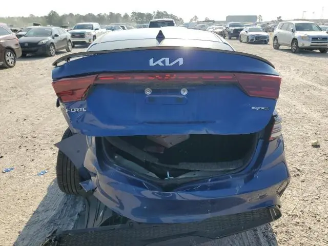 2024 KIA FORTE GT LINE  
