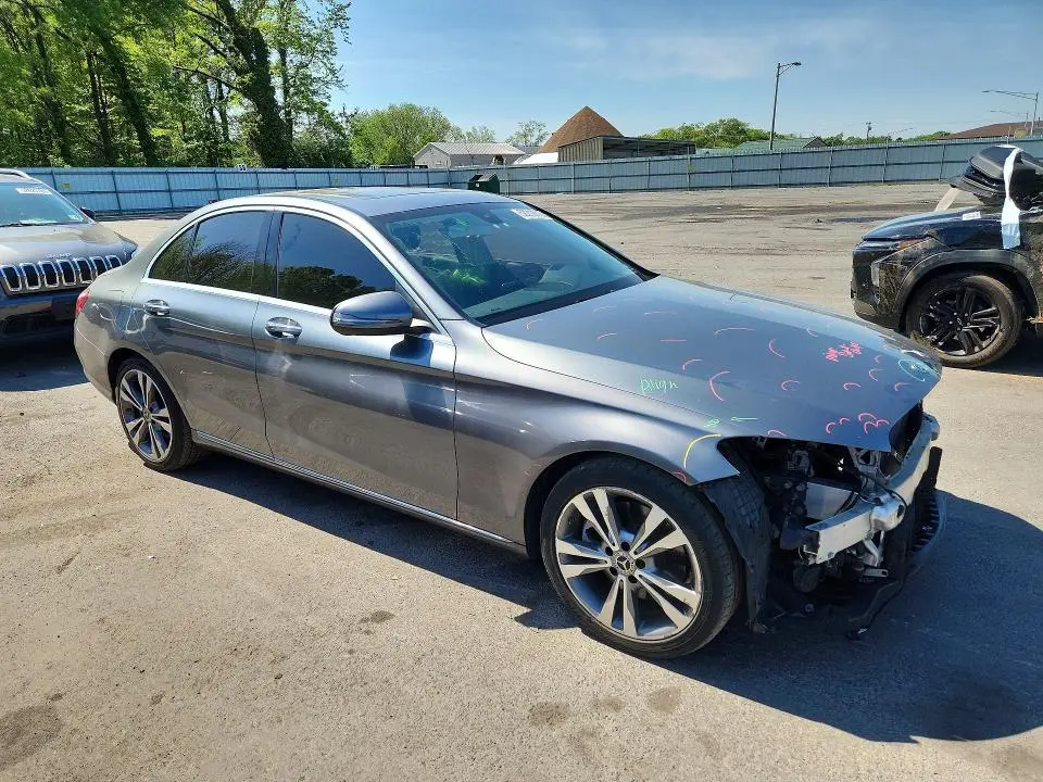 2019 MERCEDES-BENZ C 300  