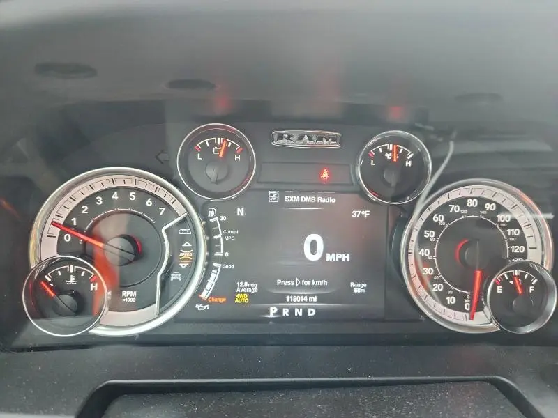 2019 RAM 1500 CLASSIC SLT  