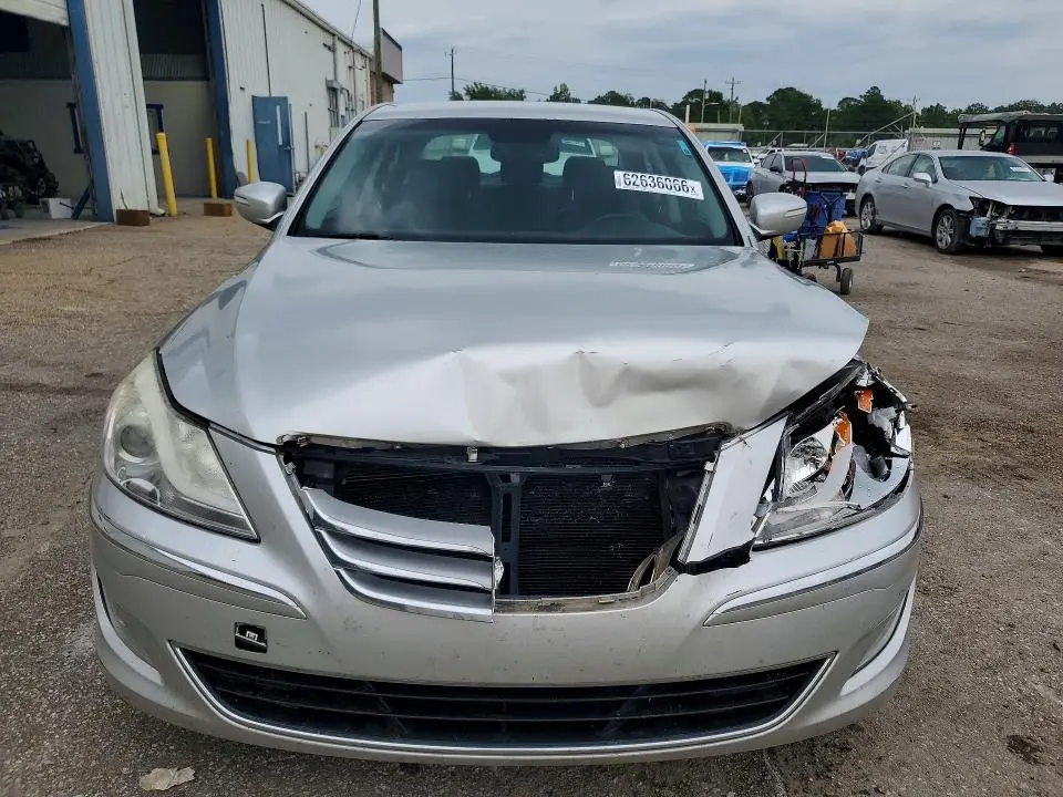 2013 HYUNDAI GENESIS 3.8L  