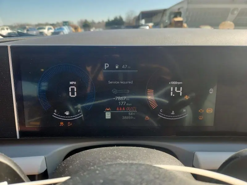 2025 HYUNDAI TUCSON SEL  
