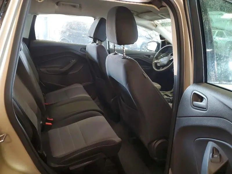 2017 FORD ESCAPE S  