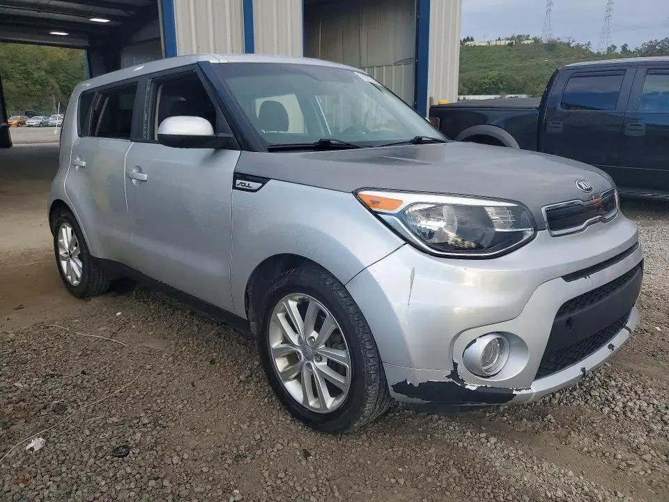 2019 KIA SOUL +  