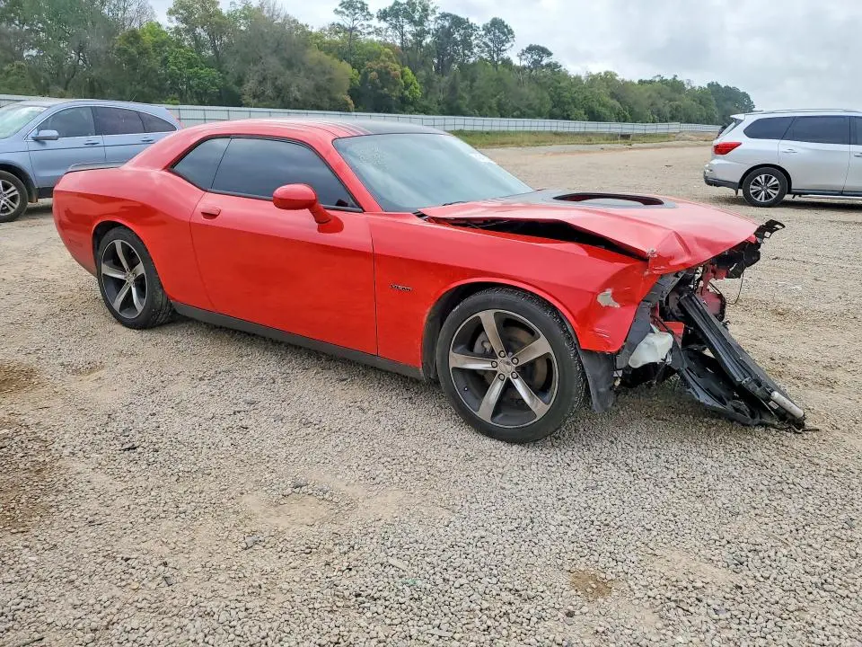 2015 DODGE CHALLENGER SXT  