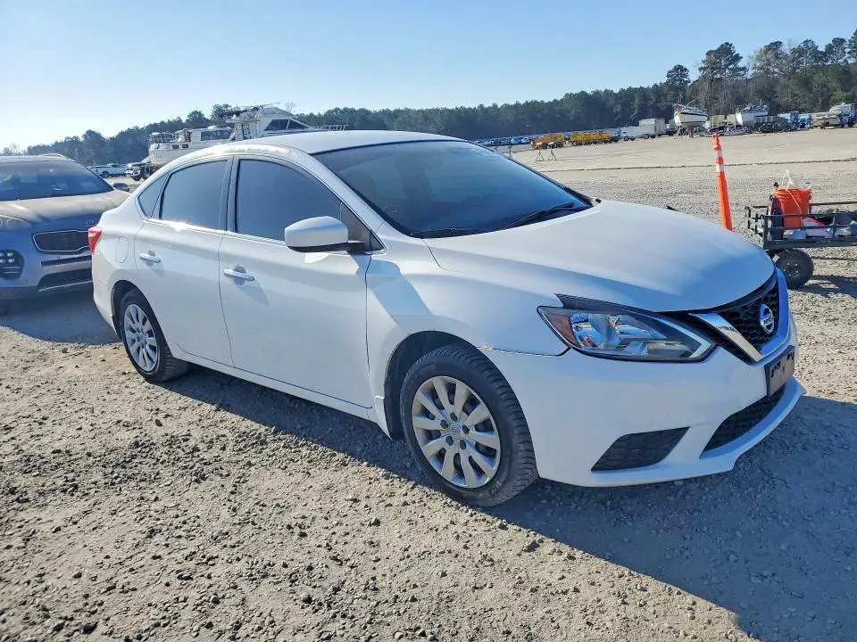 2016 NISSAN SENTRA SV  