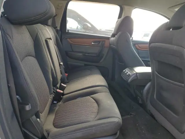 2015 CHEVROLET TRAVERSE LT  