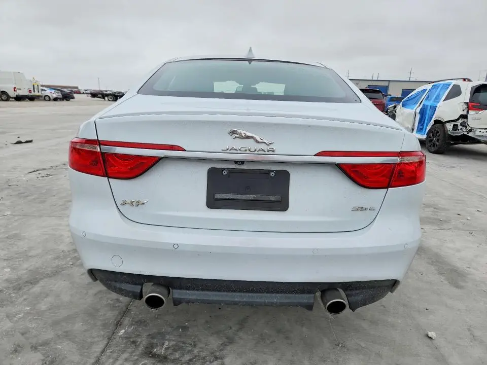 2016 JAGUAR XF R - SPORT  