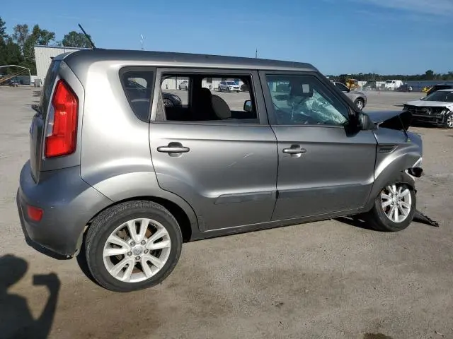 2013 KIA SOUL +  