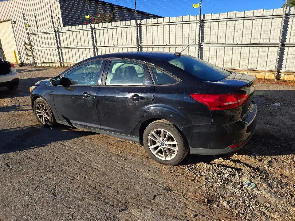 2017 FORD FOCUS SE  