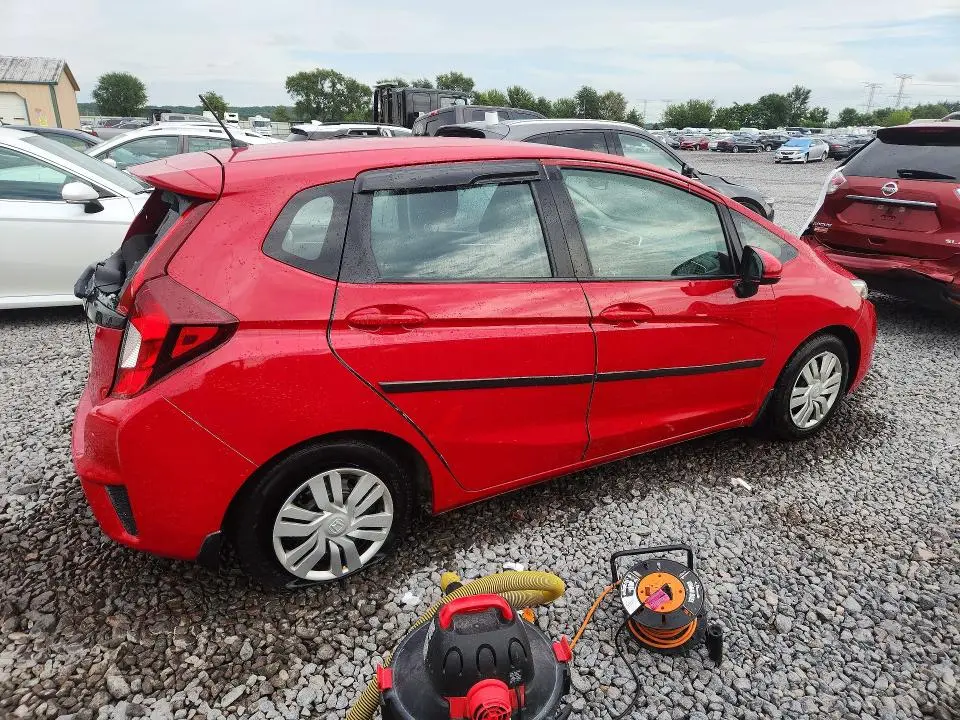 2015 HONDA FIT LX  
