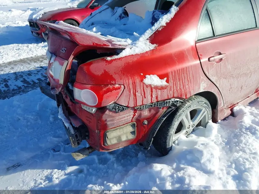 2013 TOYOTA COROLLA S