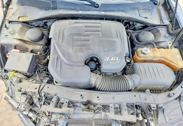 2013 DODGE CHARGER SXT  