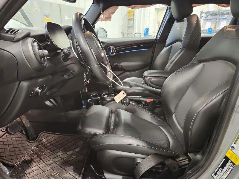 2022 MINI COOPER S  