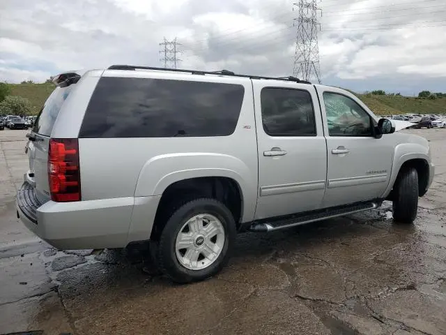 2011 CHEVROLET SUBURBAN K1500 LT  