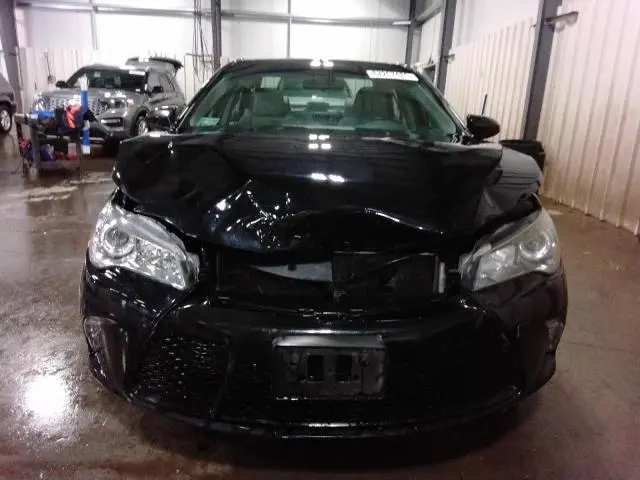 2015 TOYOTA CAMRY LE  