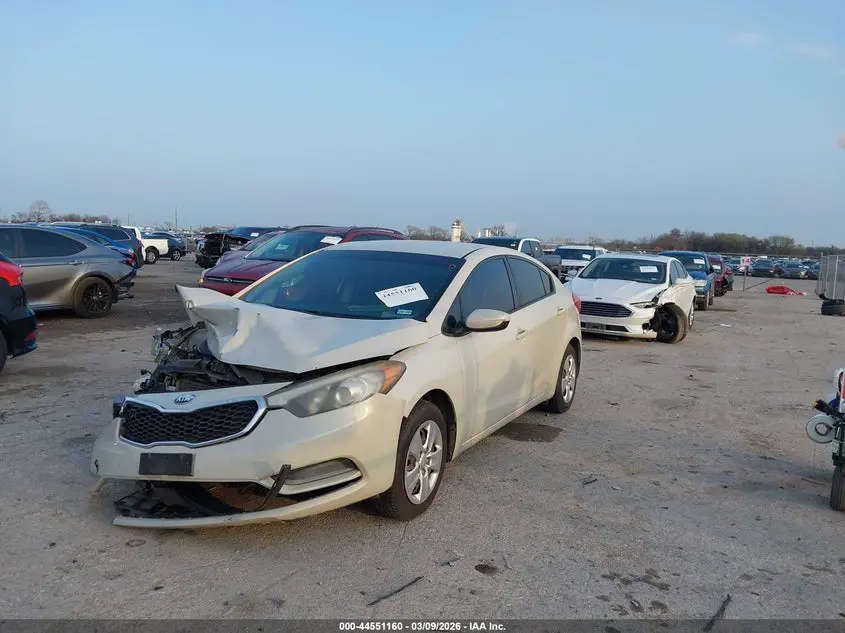 2014 KIA FORTE LX