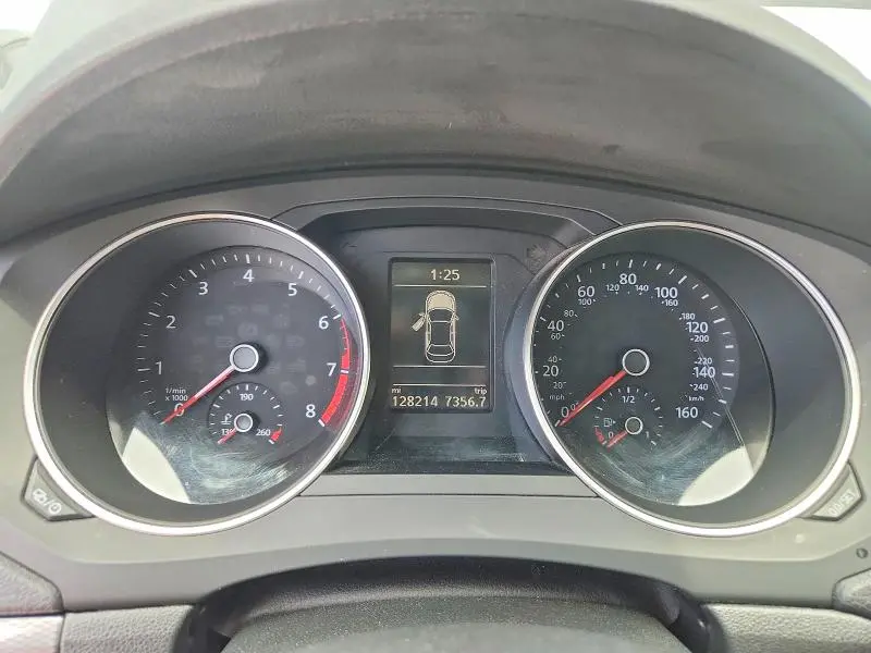 2017 VOLKSWAGEN JETTA SE  