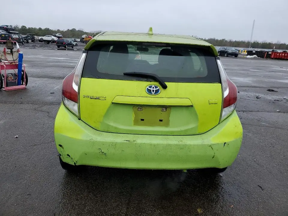 2015 TOYOTA PRIUS C   