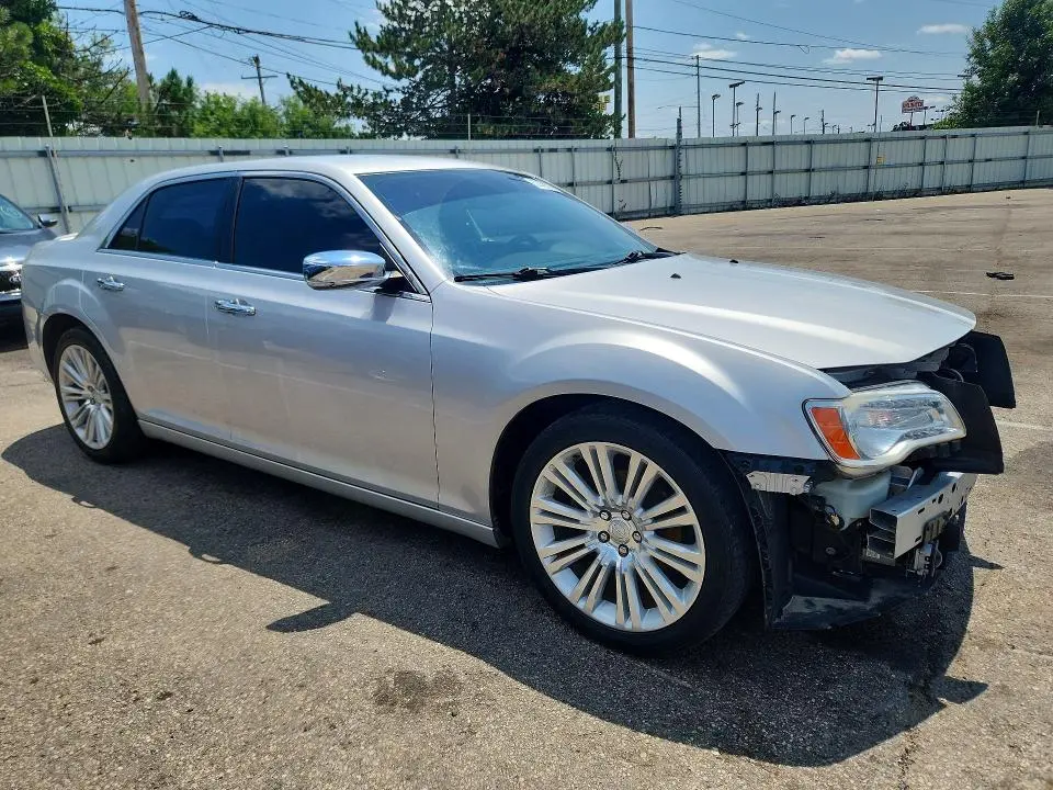2012 CHRYSLER 300 LIMITED  