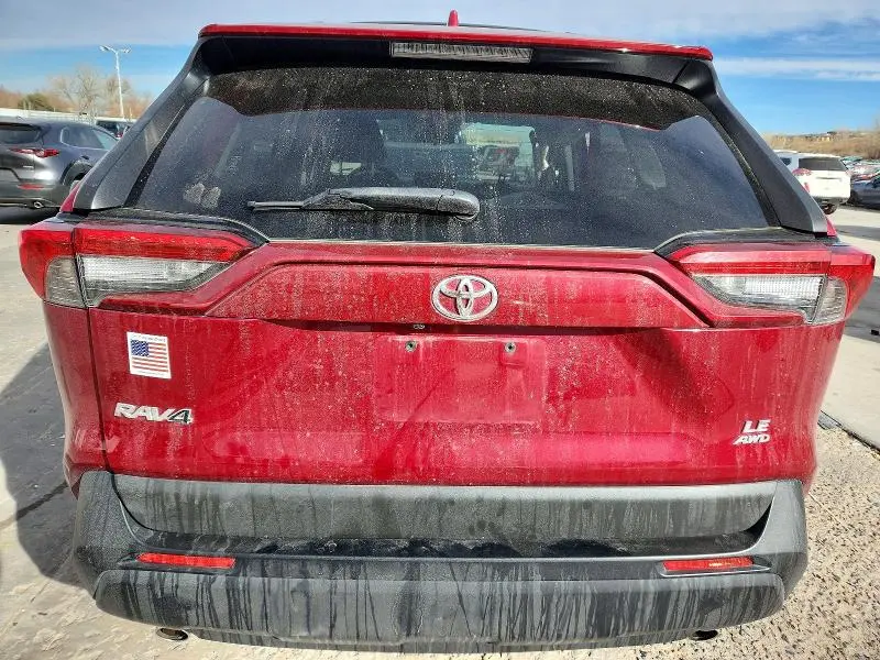 2019 TOYOTA RAV4 LE  