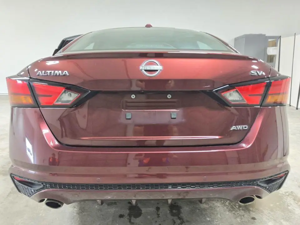 2023 NISSAN ALTIMA SV  