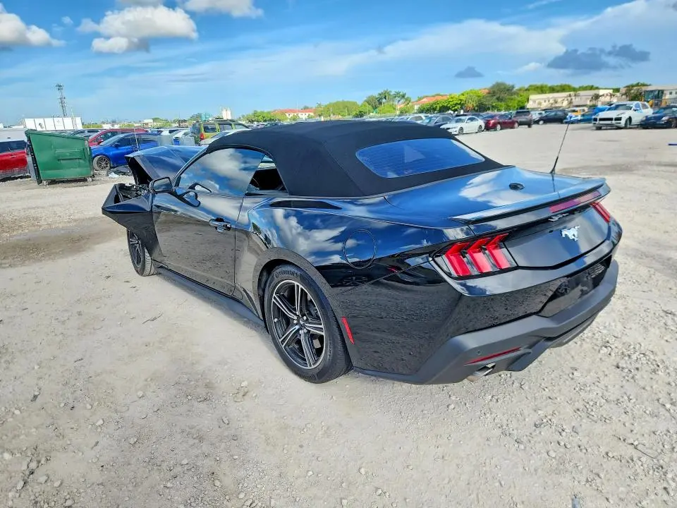 2025 FORD MUSTANG   