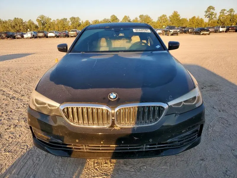 2018 BMW 530E   
