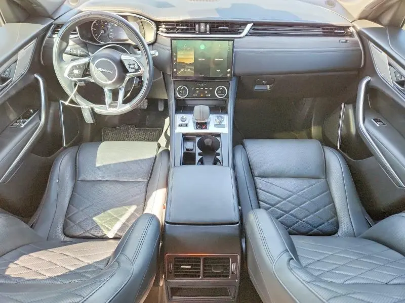 2022 JAGUAR F-PACE S  