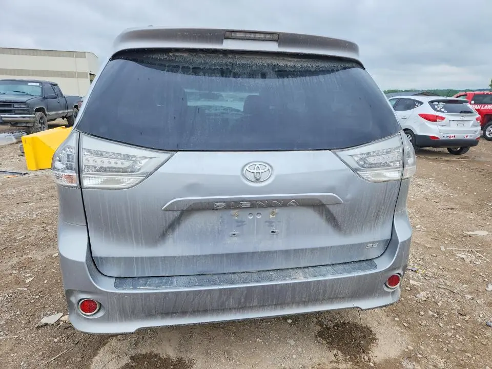 2013 TOYOTA SIENNA SPORT  