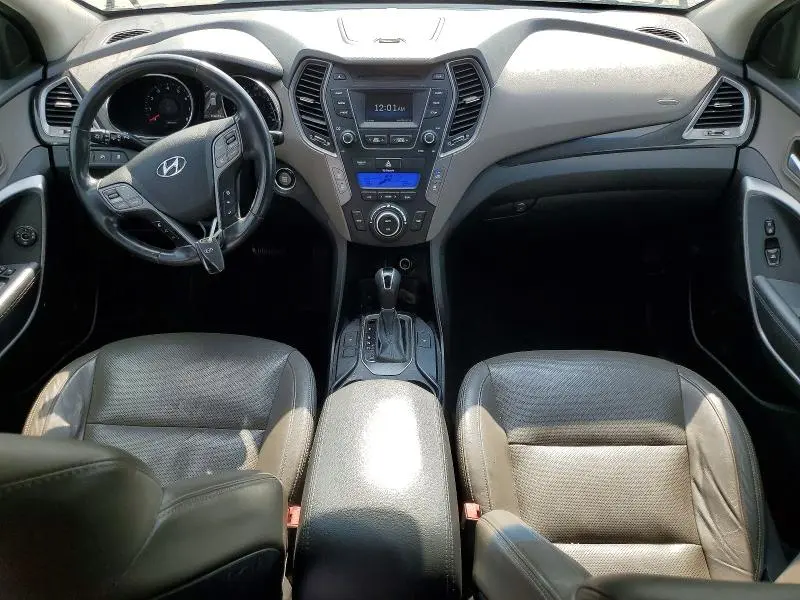 2016 HYUNDAI SANTA FE SE  