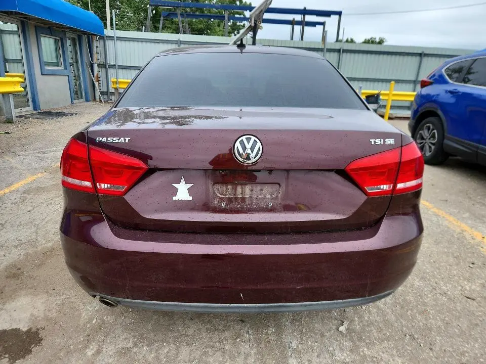 2014 VOLKSWAGEN PASSAT SE  