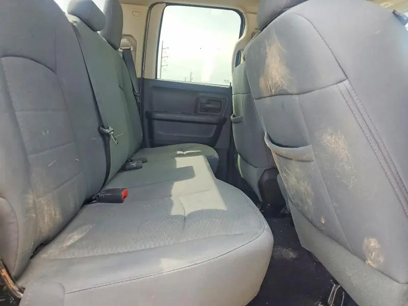 2014 RAM 1500 ST  