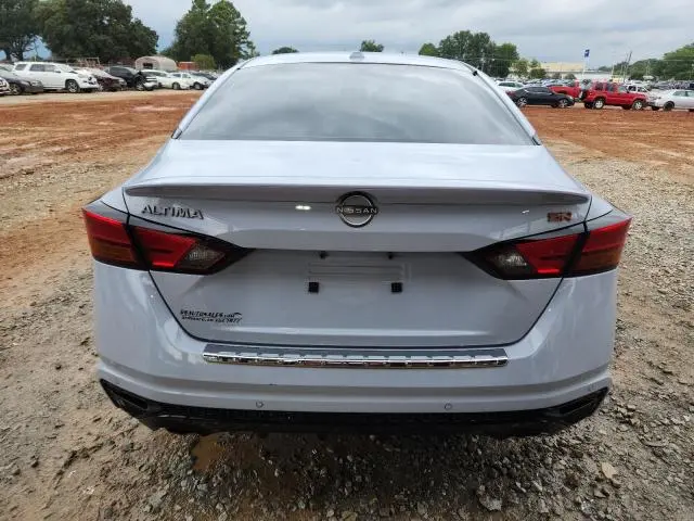 2023 NISSAN ALTIMA SR  