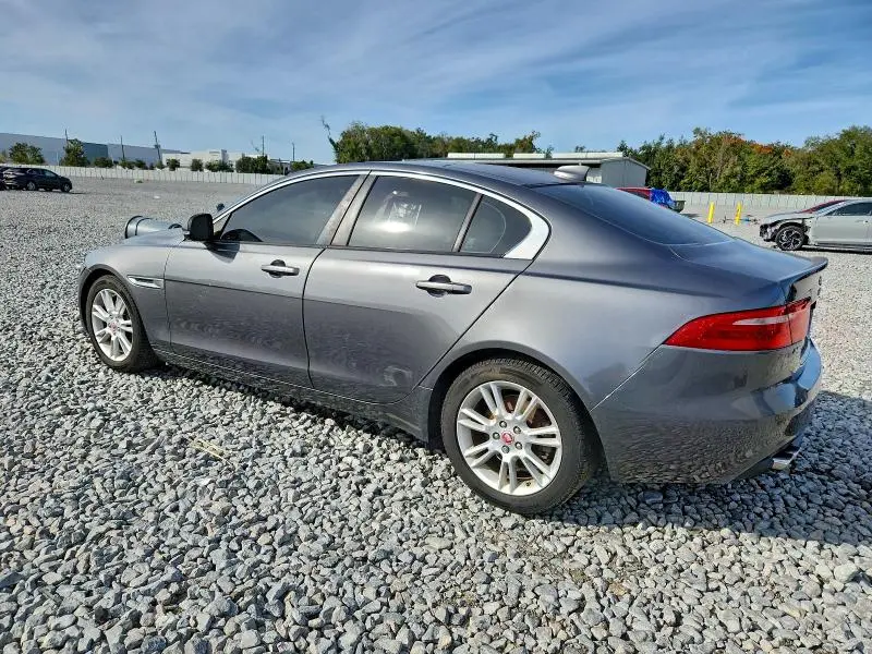 2017 JAGUAR XE PREMIUM  