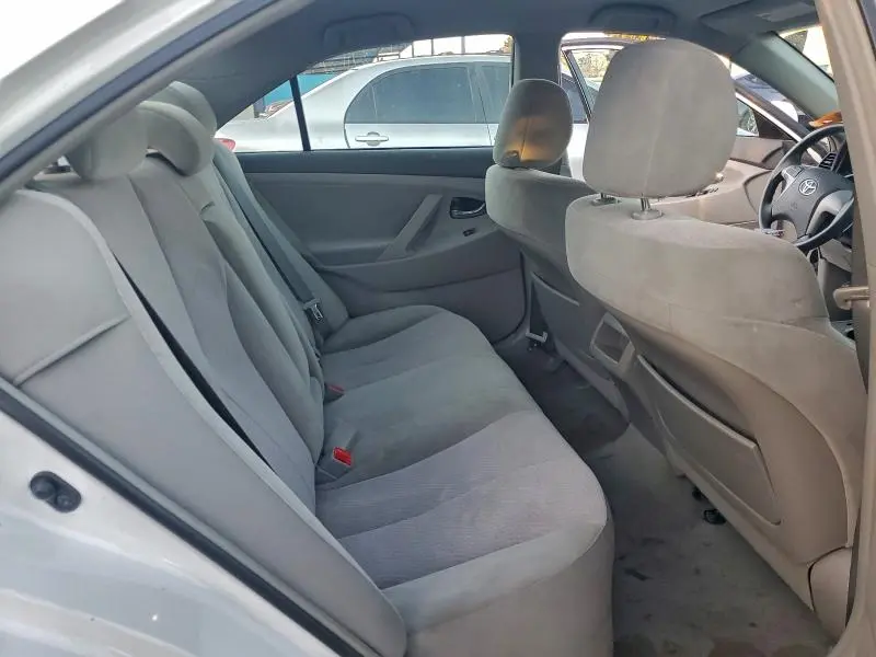 2010 TOYOTA CAMRY BASE  
