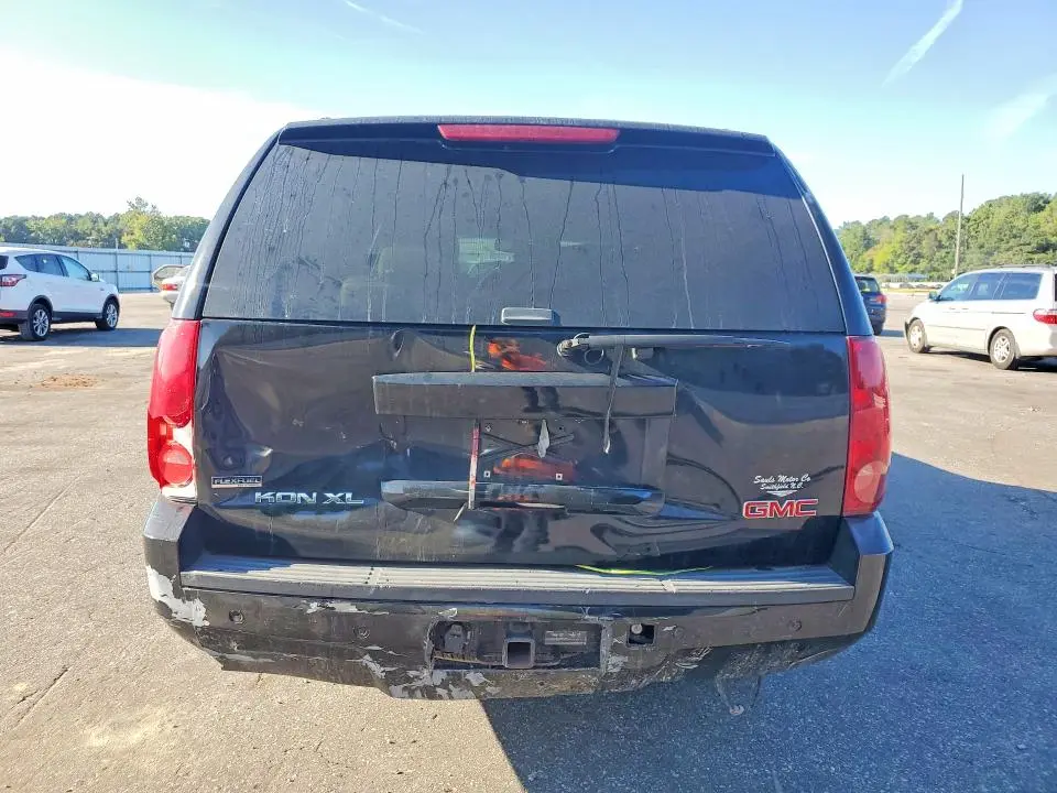 2011 GMC YUKON XL K1500 SLT  