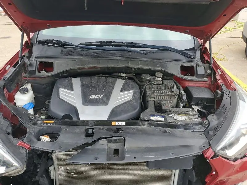 2018 HYUNDAI SANTA FE SE  