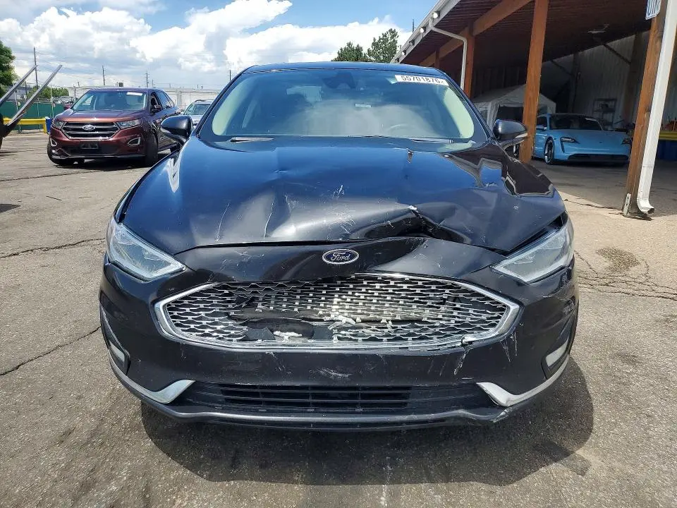 2019 FORD FUSION TITANIUM  