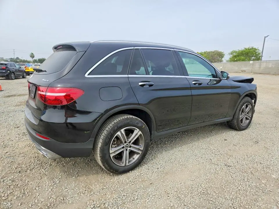 2019 MERCEDES-BENZ GLC 300 4MATIC  