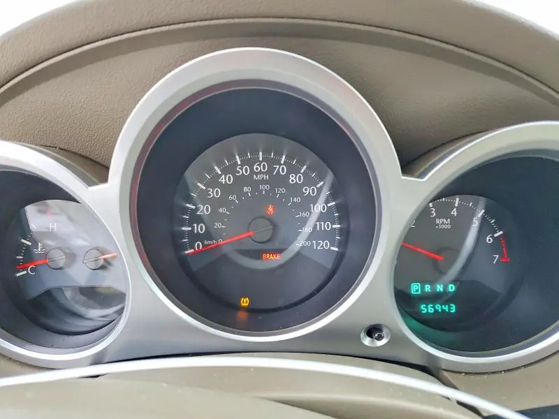 2010 CHRYSLER SEBRING LIMITED  