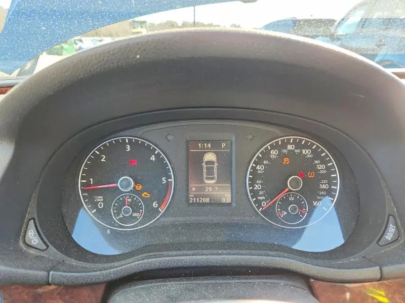 2013 VOLKSWAGEN PASSAT SEL  