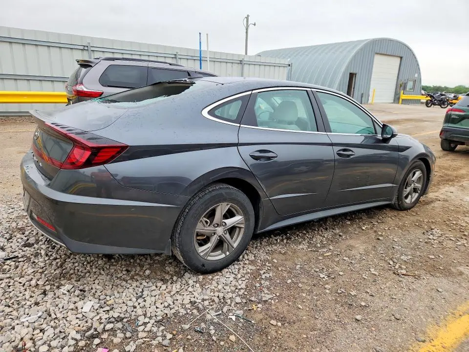 2023 HYUNDAI SONATA SE  