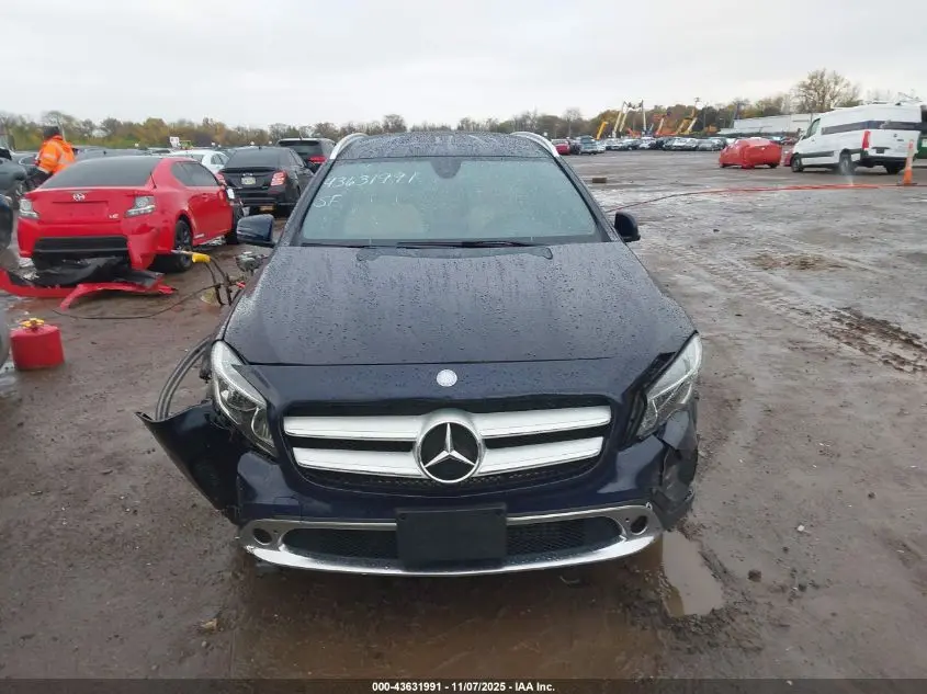 2017 MERCEDES-BENZ GLA 250 4MATIC
