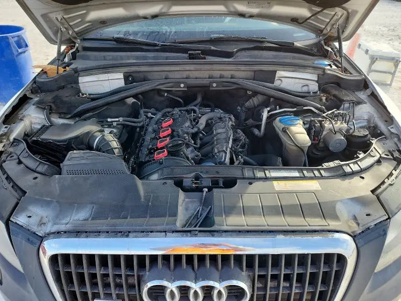 2011 AUDI Q5 PREMIUM  