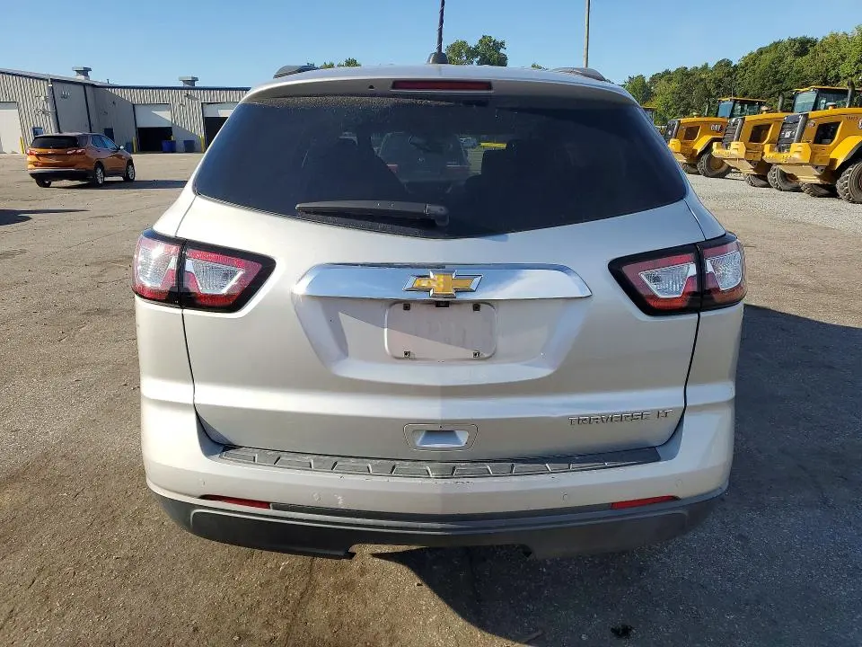 2016 CHEVROLET TRAVERSE LT  