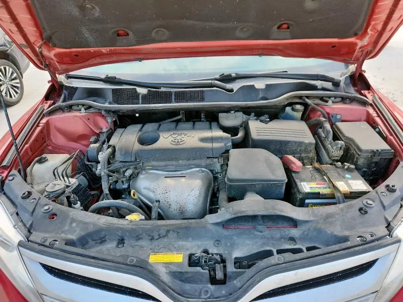 2013 TOYOTA VENZA LE  